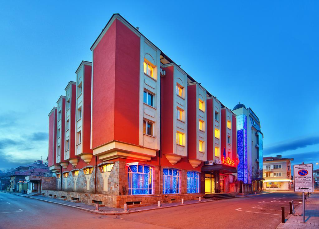 Hotel Palas Kazanlŭk Eksteriør billede